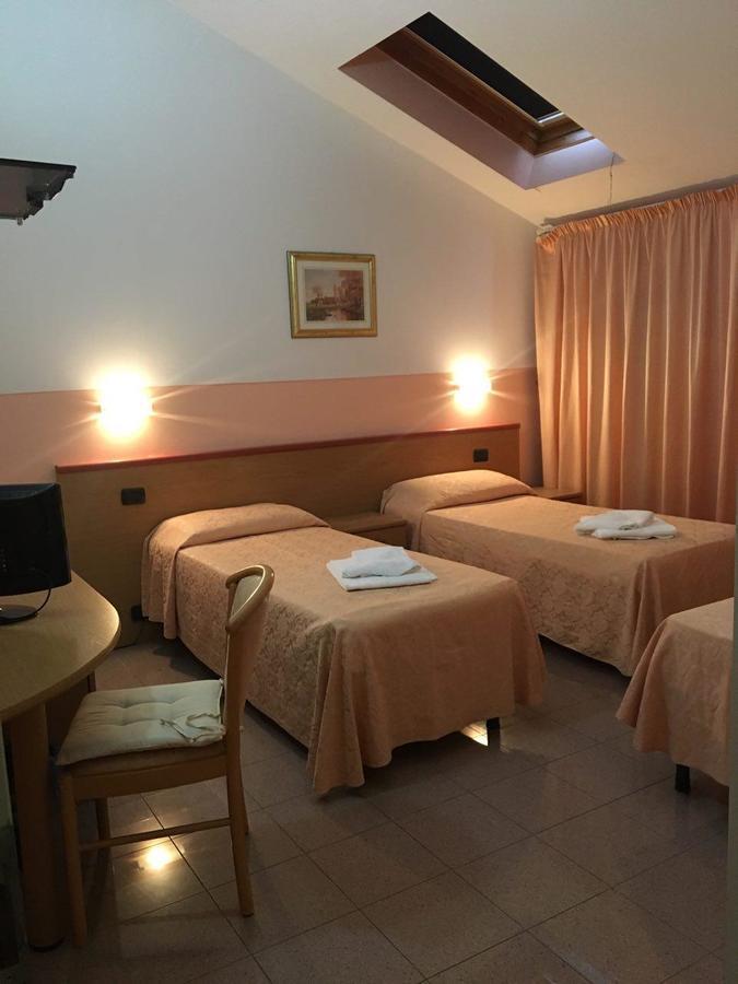 Master Hotel Castelvetro Piacentino 외부 사진