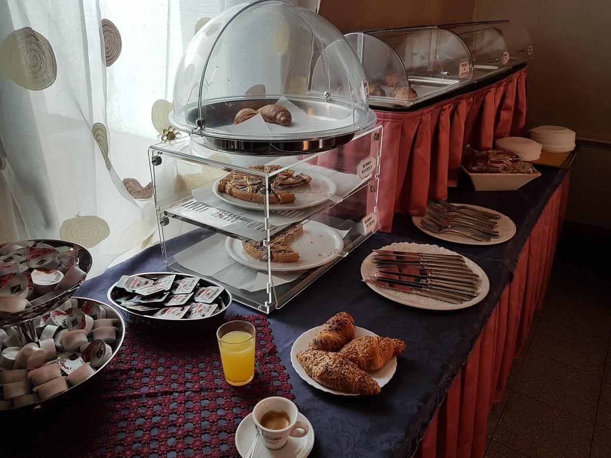 Master Hotel Castelvetro Piacentino 외부 사진
